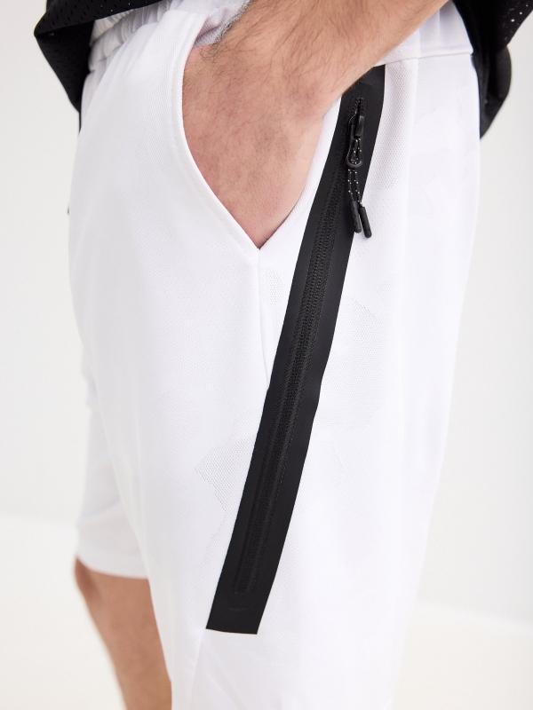 In Side Bermuda De Camuflaje