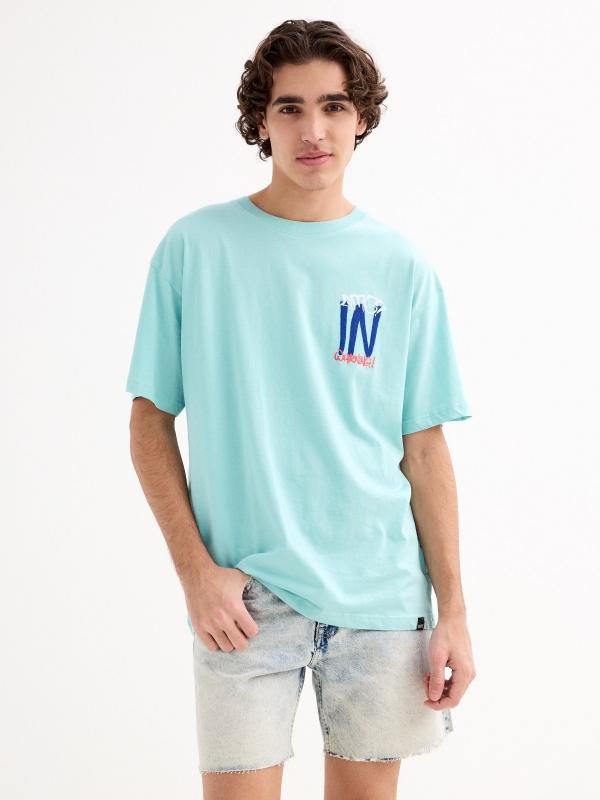 In side Bermuda denim bajo deshilachado