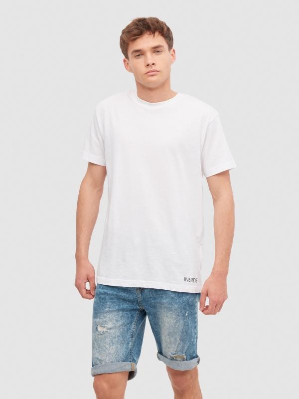 In side Bermuda denim desgastados