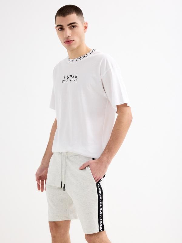 In side Bermuda jogger bolsillo