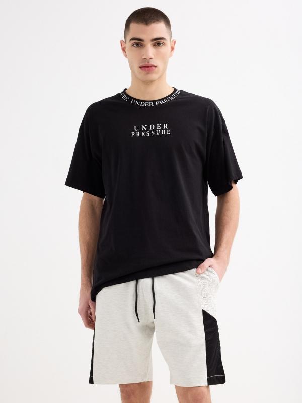 In side Bermuda jogger con banda lateral