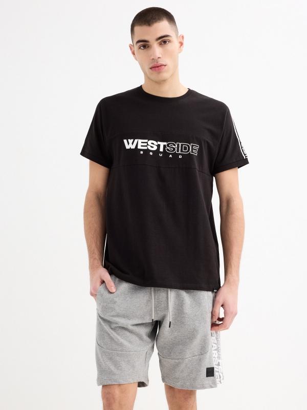 In side Bermuda jogger con texto