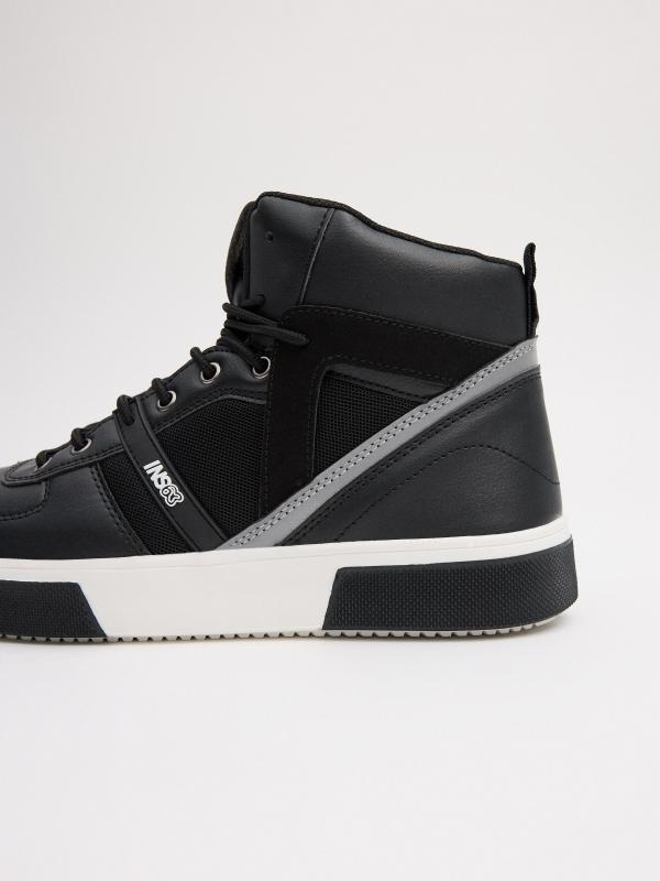 In Side Bota Deportiva Efecto Piel Negra