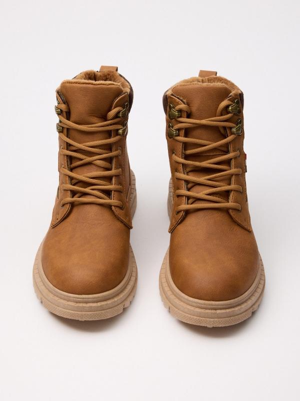 In Side Bota Montañera Combinada Cuello