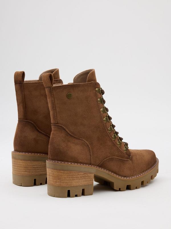 In Side Botas De Media Caña Con Tacón