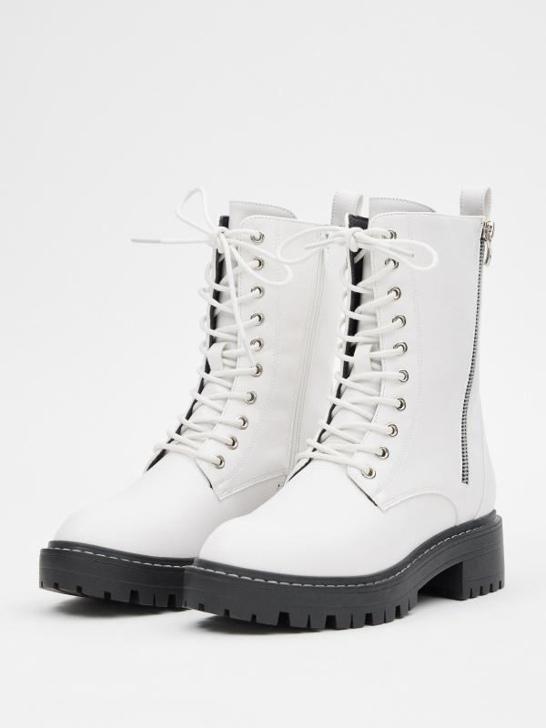 In Side Botas Media Caña Con Cordones