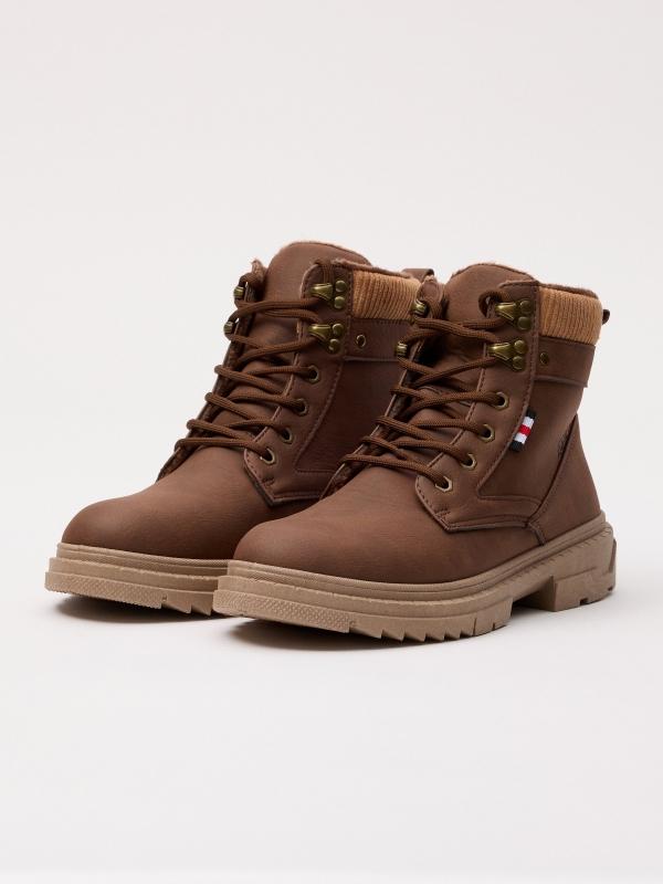 In Side Botín Montañero Combinado Cuello