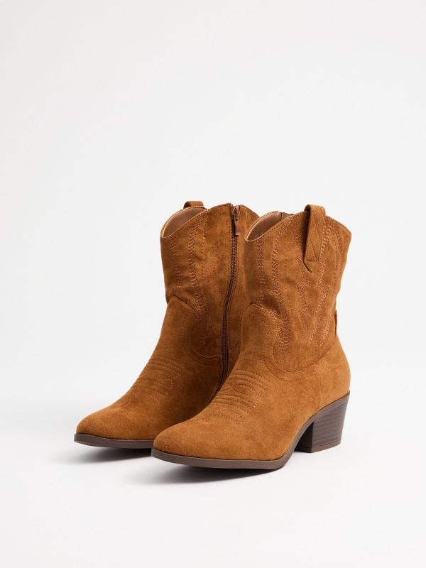 In Side Botines De Cowboy Marrones