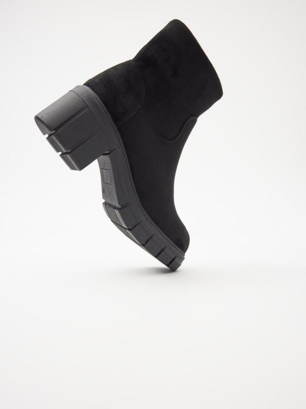 In Side Botines De Polipiel Con Tacón