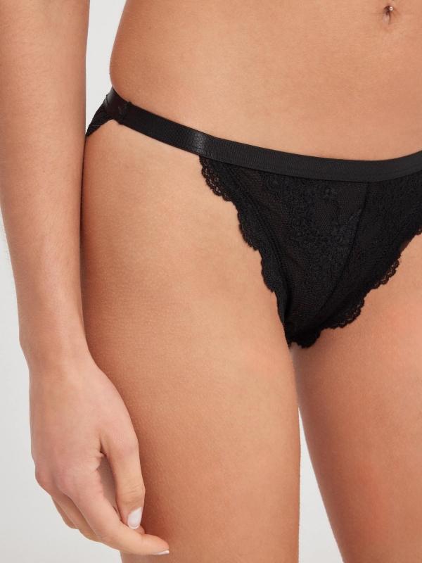 In Side Braguita Clásica De Encaje