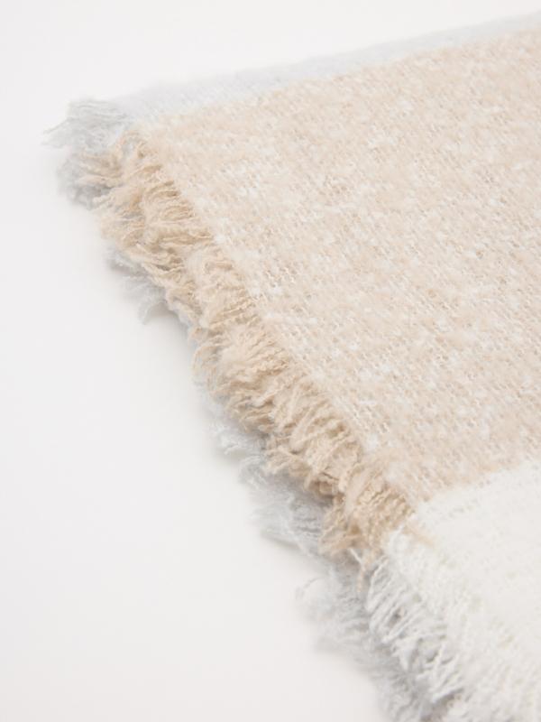 In Side Bufanda Camel Y Blanco