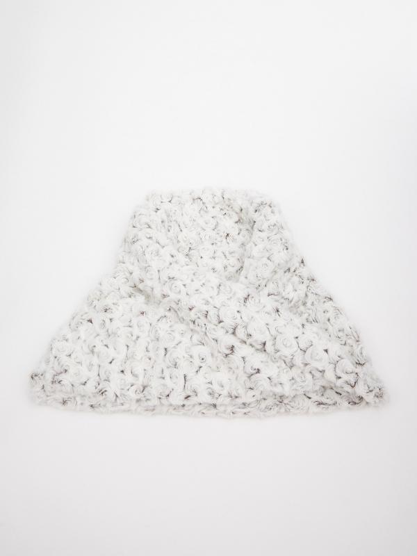 In Side Bufanda Tipo Cuello