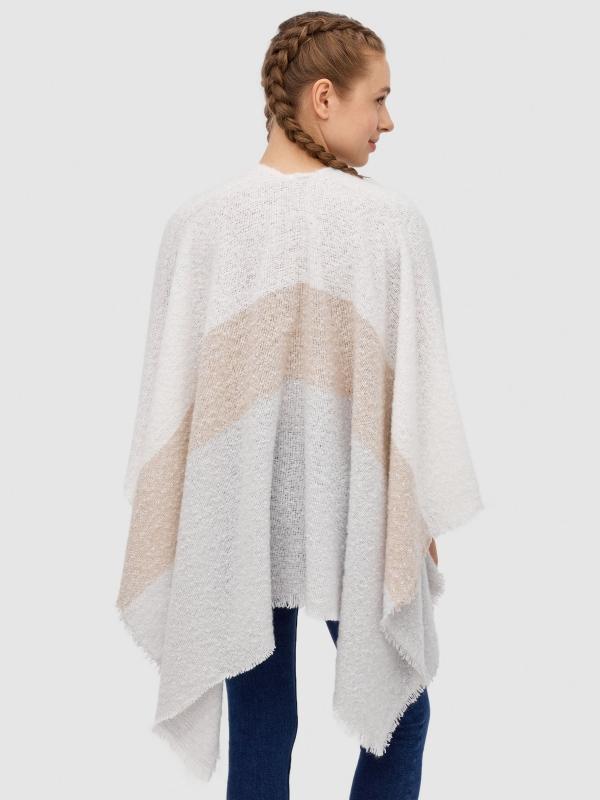 In Side Bufanda Tipo Poncho Color Block
