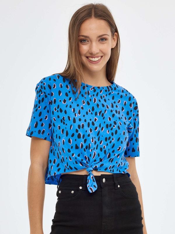 In side Camiseta animal print con nudo