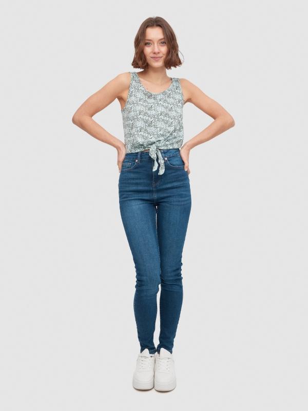 In Side Camiseta Anudada Animal Print