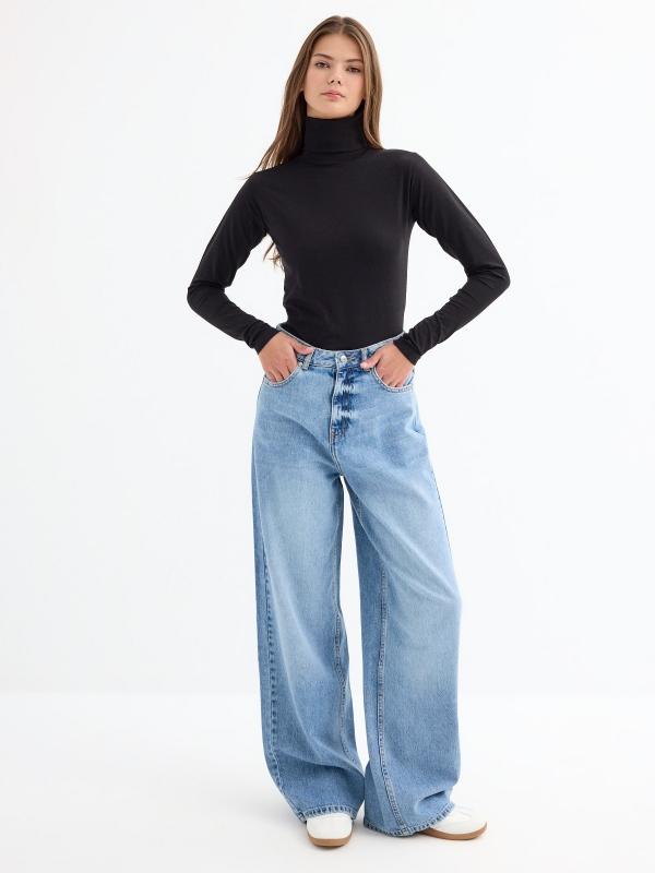 In side Camiseta báscio cuello cisne