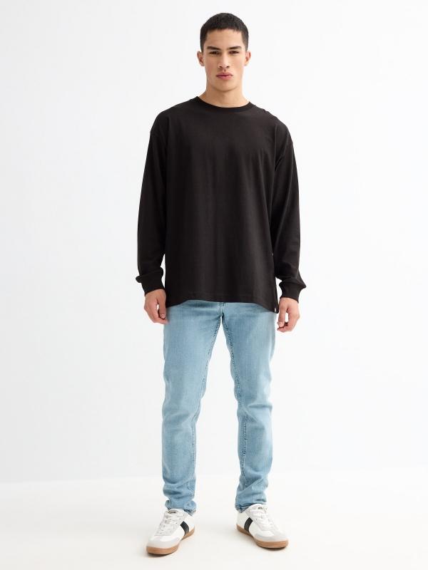 In Side Camiseta Básica Manga Larga Negra