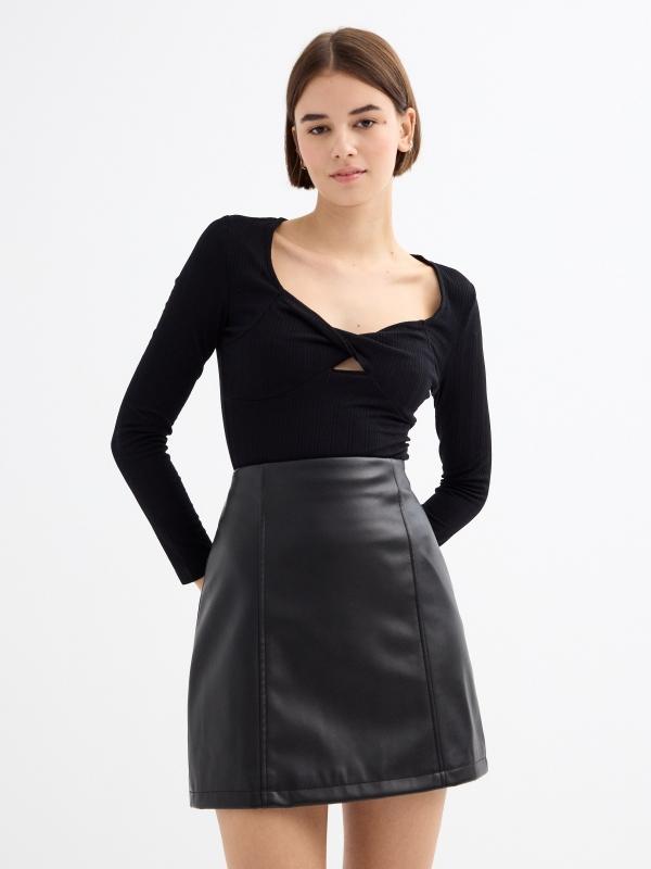 In side Camiseta canalé escote cruzado