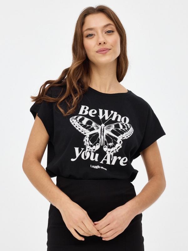 In Side Camiseta Con Estampado