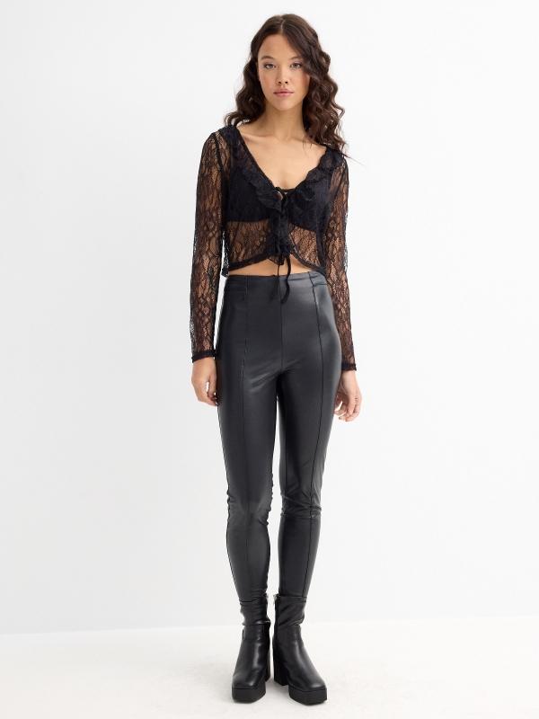 In Side Camiseta Crop De Encaje