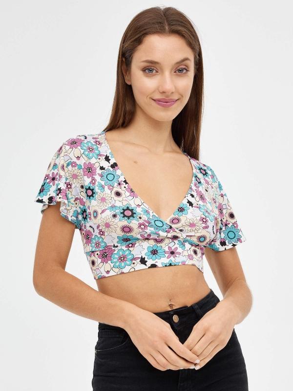 In side Camiseta crop flores con lazo