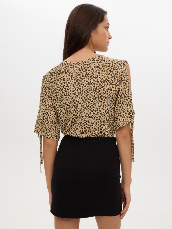 In Side Camiseta De Lazos