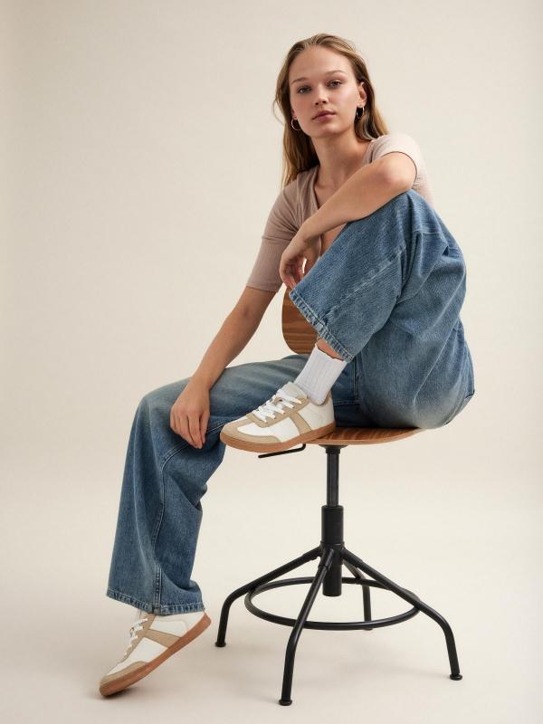 In Side Camiseta Escote Cruzado