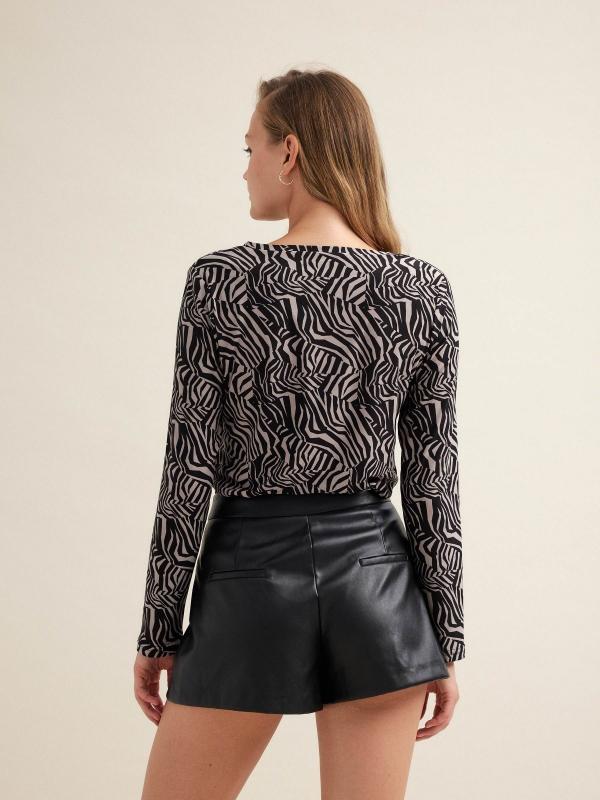 In Side Camiseta Fluida Animal Print