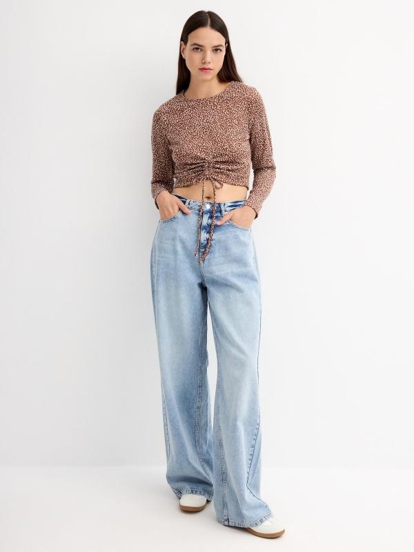 In Side Camiseta Fruncido Con Estampado