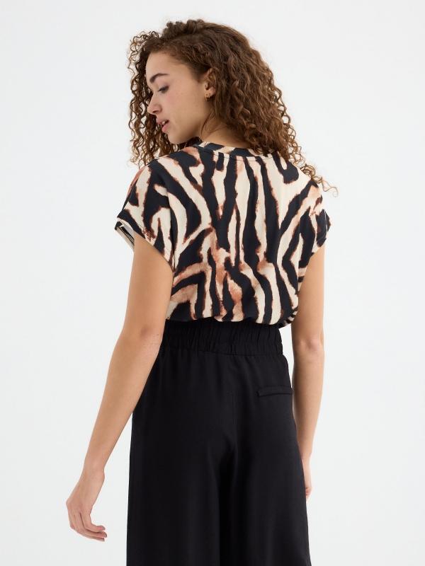 In Side Camiseta Manga Corta Animal Print