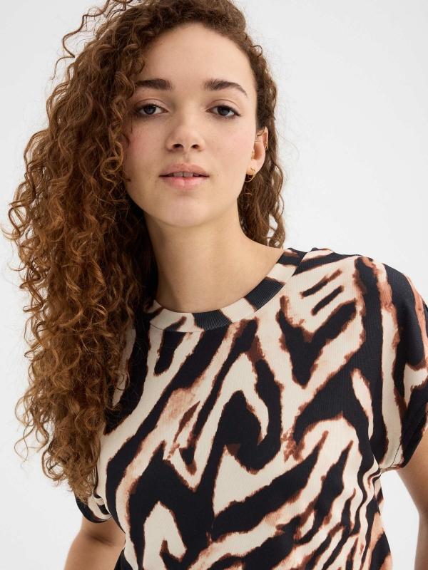 In Side Camiseta Manga Corta Animal Print