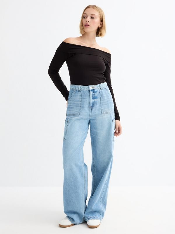 In Side Camiseta Manga Larga Negra Escote Bardot