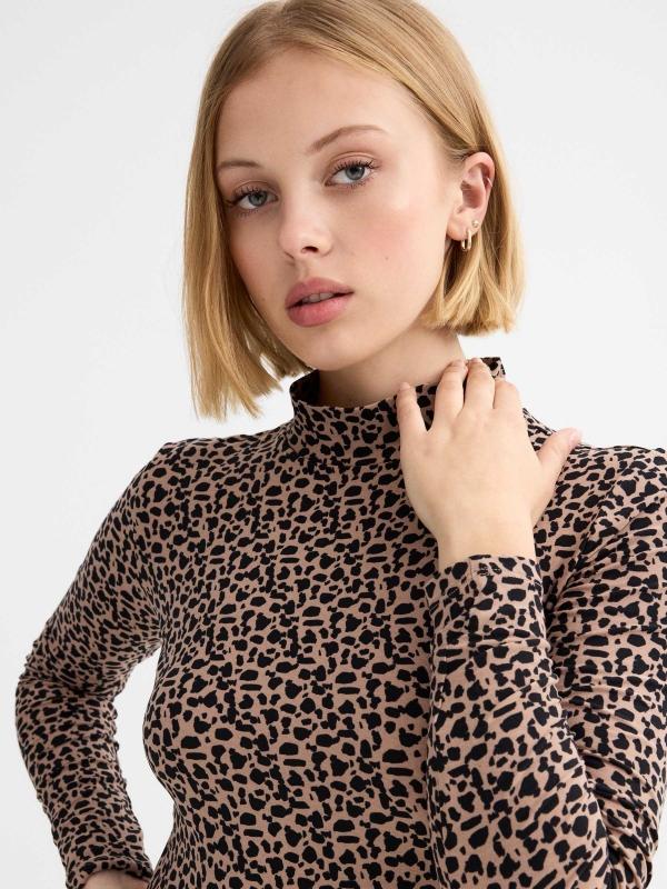 In Side Camiseta Manga Larga Perkins Animal Print