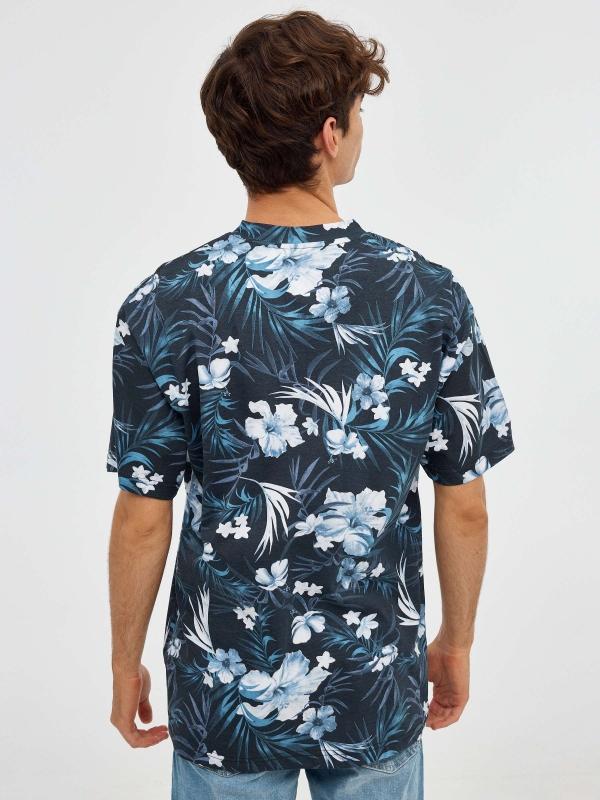 In Side Camiseta Oversized Tropical