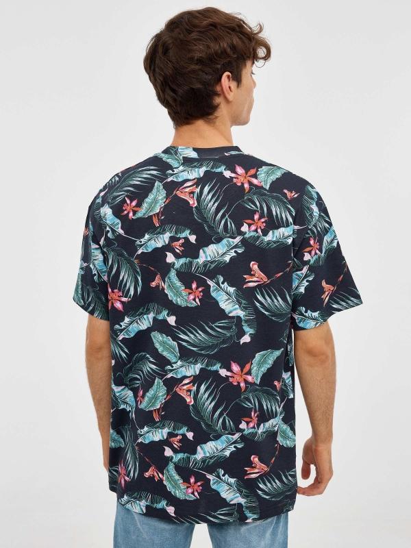 In side Camiseta oversized tropical