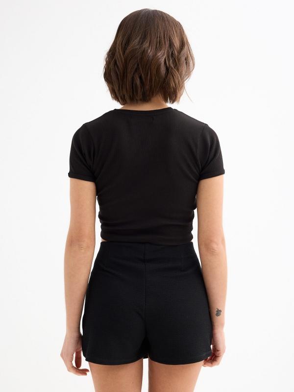 In Side Camiseta Rib Mariposa Bordada