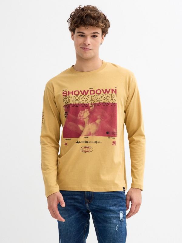 In side Camiseta Showdown