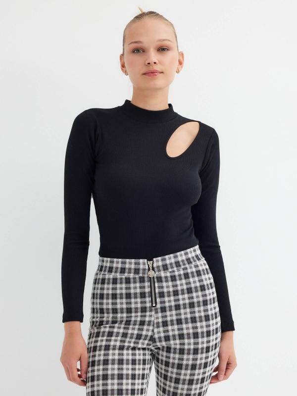 In side Camiseta slim con cut out