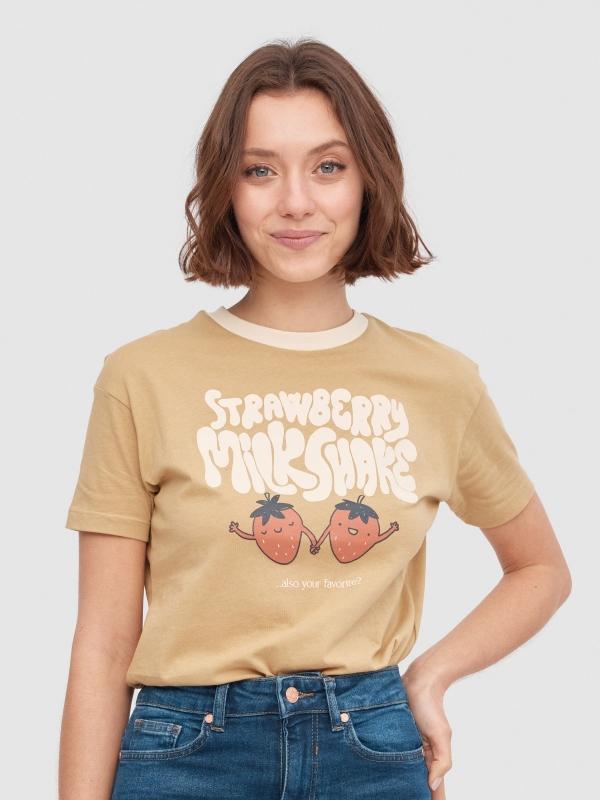 In side Camiseta Strawberry Milkshake