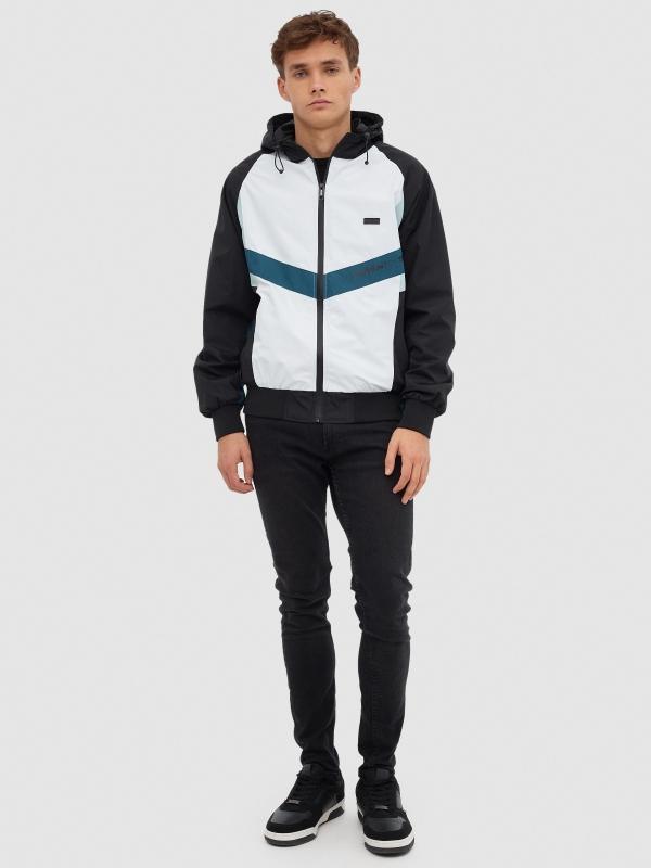 In Side Cazadora Color Block