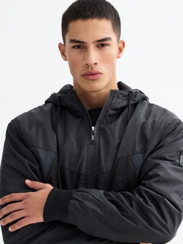 In Side Cazadora Color Block Gráfico