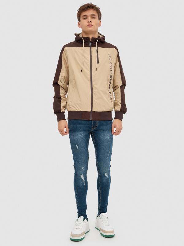 In Side Cazadora Con Capucha