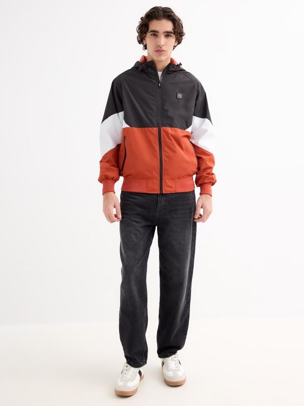 In Side Cazadora Ligera Negra Color Block