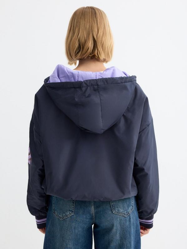 In Side Cazadora Lila Acolchada Capucha