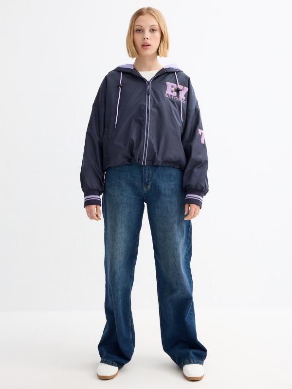 In Side Cazadora Lila Acolchada Capucha