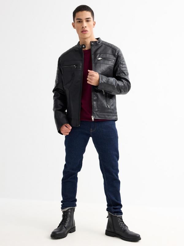 In Side Cazadora Negra Efecto Piel