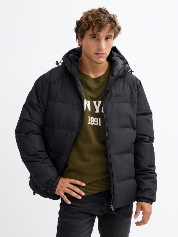 In Side Chaqueta Acolchada Con Capucha Negra
