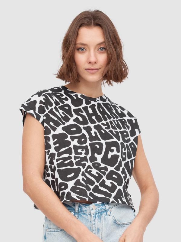 In side Crop top allover texto