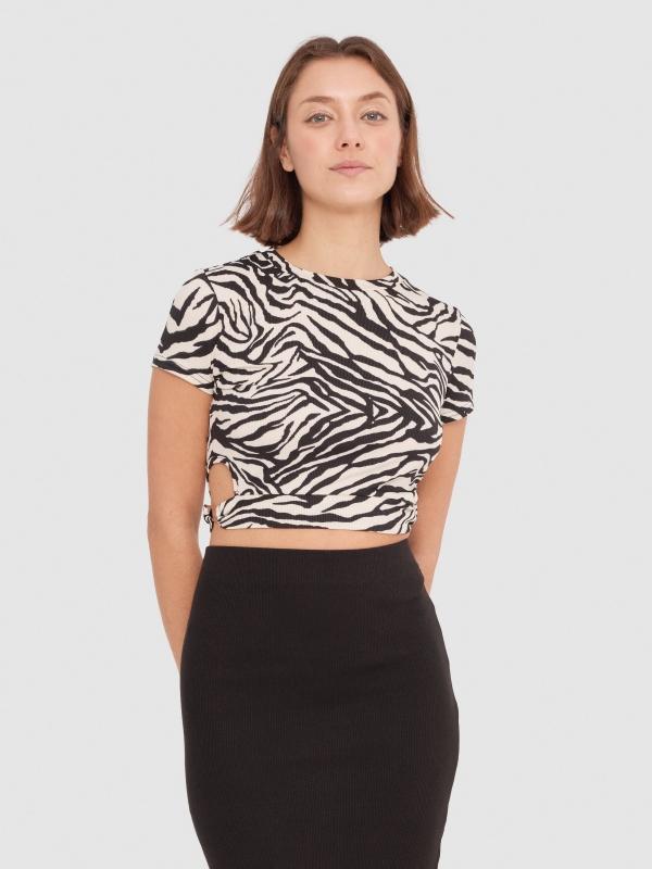 In side Crop top cut out animal print