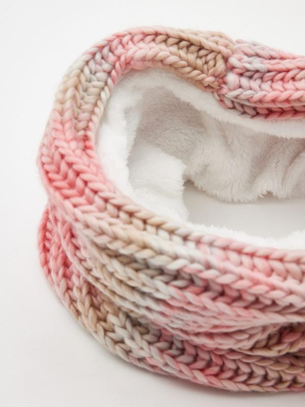 In Side Cuello De Punto Grueso Degradado